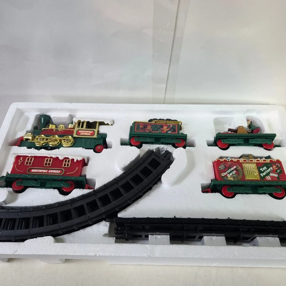Northpole Express Christmas Train  Toy State 1994 Vintage Battery Operated 5306